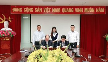 Ký kết Văn bản hiệp đồng bảo đảm dịch vụ Trung tâm khí tượng Hàng không và Trung tâm Phối hợp tìm kiếm cứu nạn Hàng không